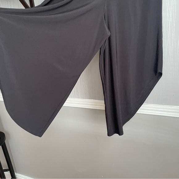 Annalee + Hope Sleeveless Wide Leg Angled Hem Jumpsuit Small Black - Picture 6 of 9